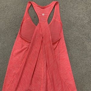 Lululemon essential tank, size 4